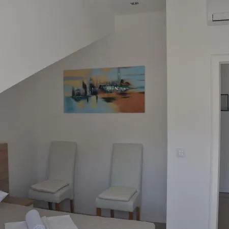 Anna Apartment